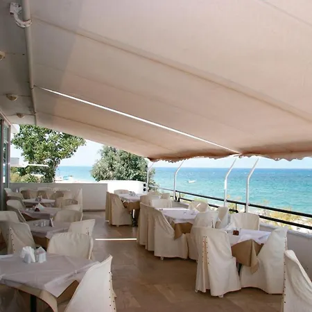 Hotel Ionian Lakopetra